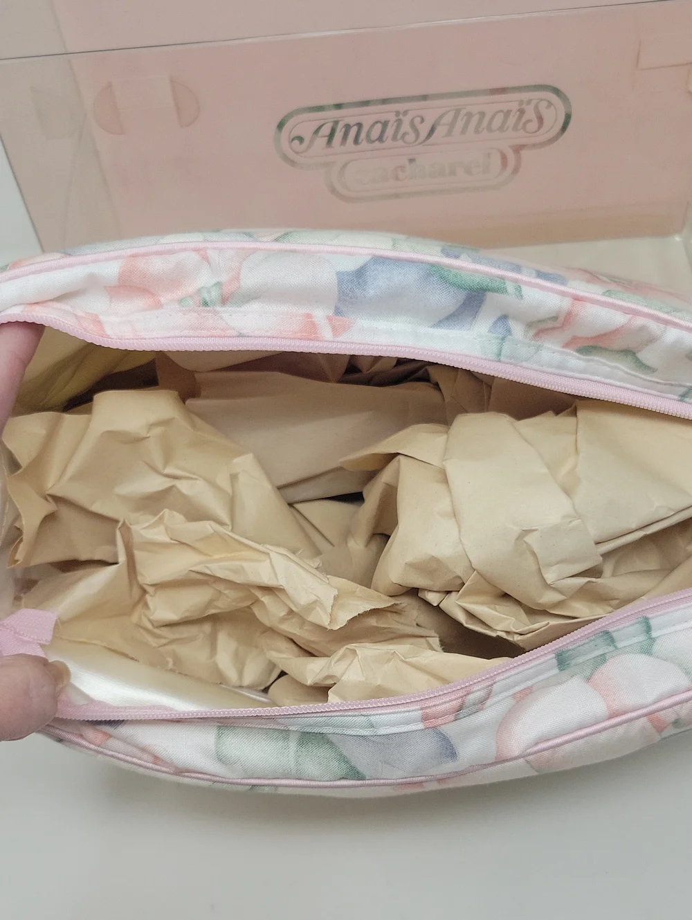 Cacharel Anais Anais vintage cacharel